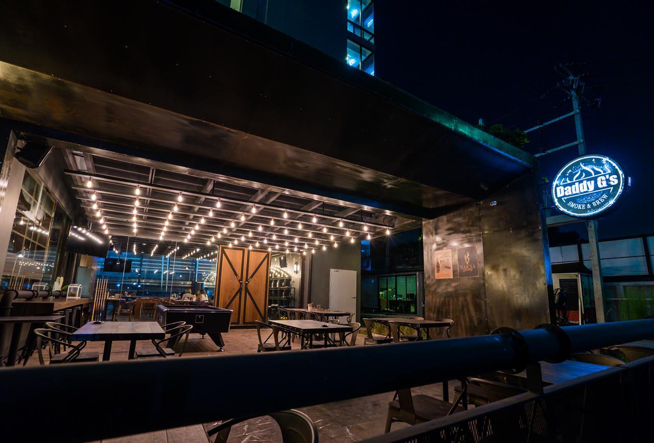 Onix Hotel Bangkok Exterior foto